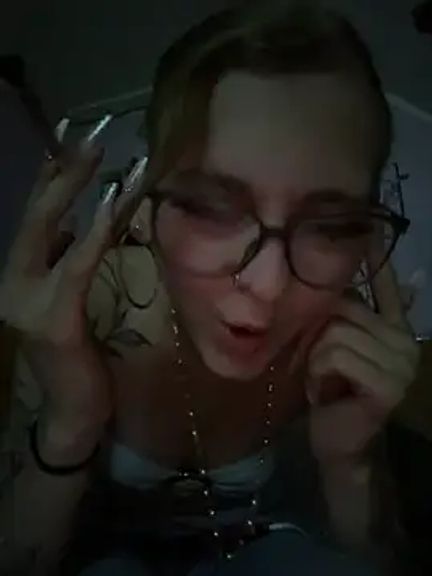 Alina-420