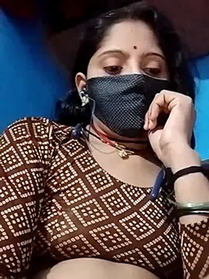 Hot_shivi34