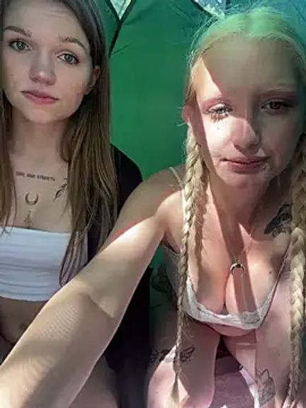 Elfi_InPublic