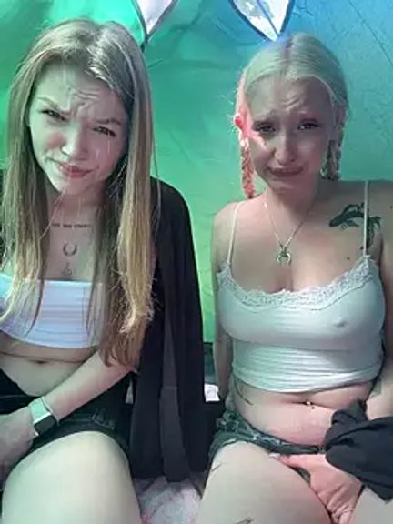 Elfi_InPublic