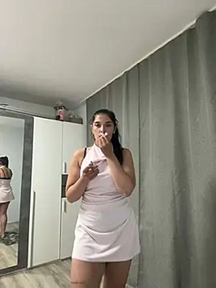 Laura_nx