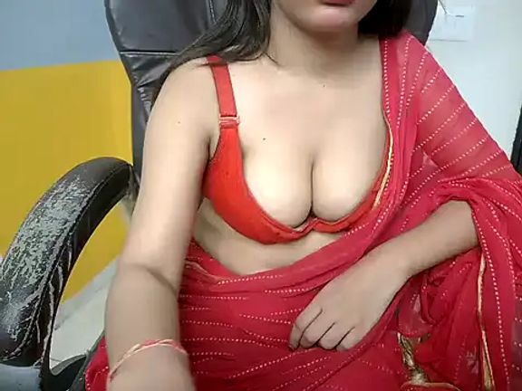 Hottyaliaa