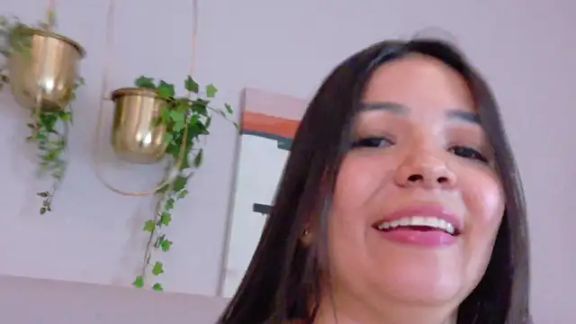 NaomiVelvet_