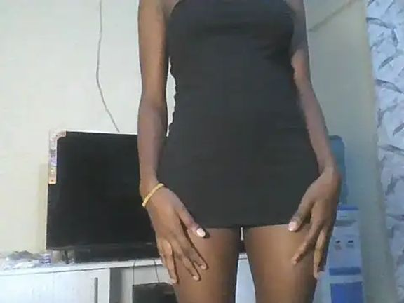 ebony_zuri