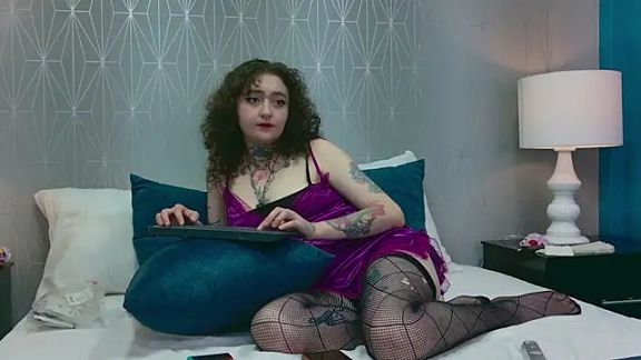 DaphneVelvett