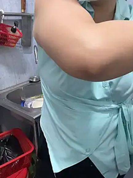 Lindana_kiss