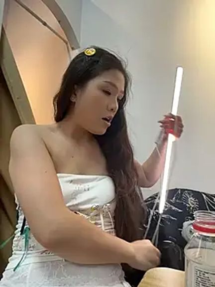 mimi_wife