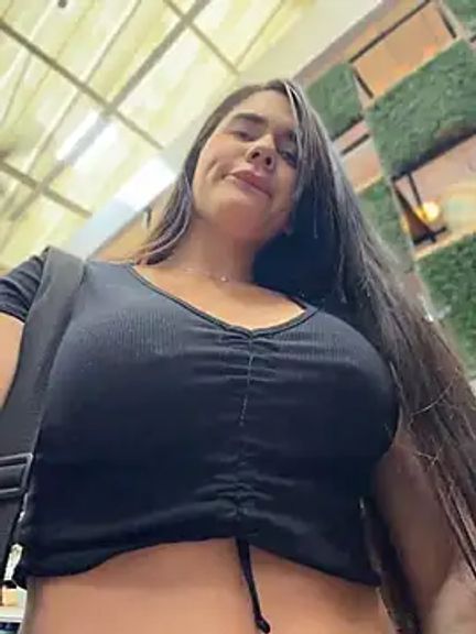 BellaLeclair_