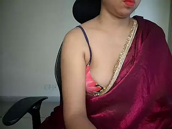 Khushbu_28