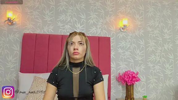 Mia_Noirr