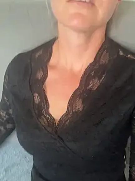 ElaraRose-