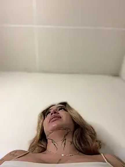 Velvet1_