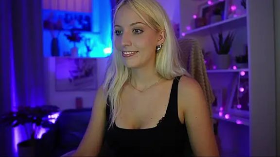 Lucy_Cutie_