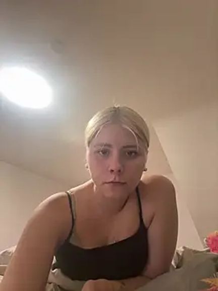 Ellaa_Candy