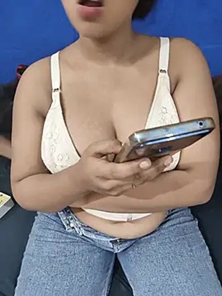 Sexy_Hot_Priyanka