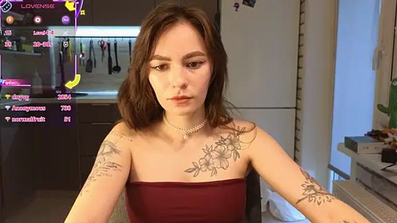 girl_with_snaketatto0