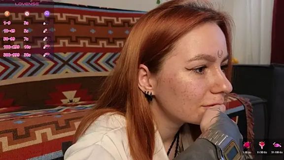 girl_with_snaketatto0