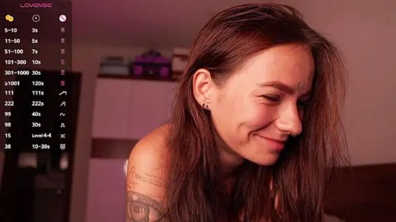 girl_with_snaketatto0