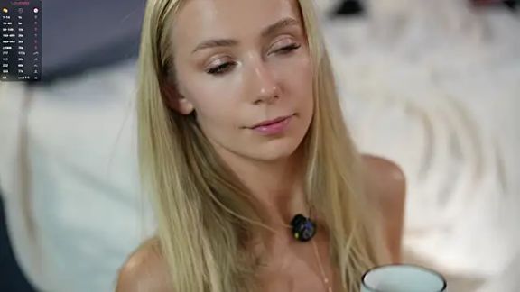 Vika54784