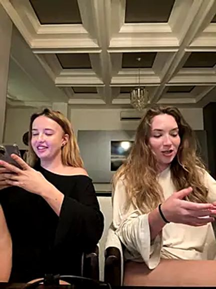 Nura_n_Sarah