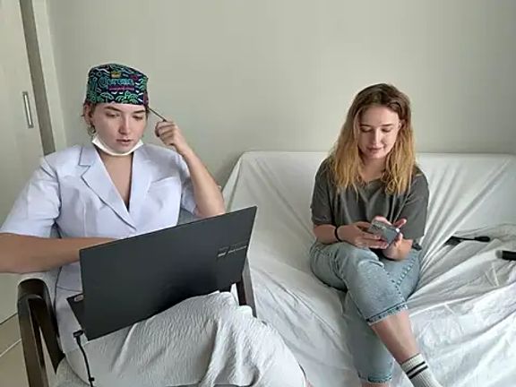 Nura_n_Sarah