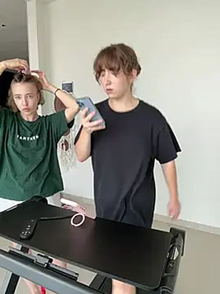 Nura_n_Sarah