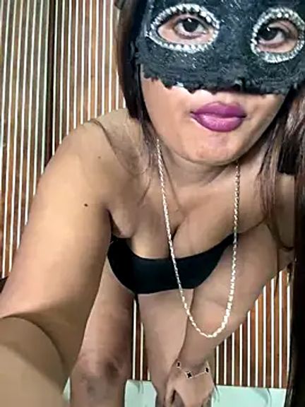 Hot-Diya21