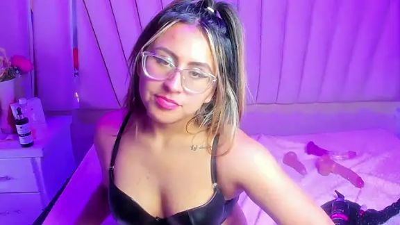 Freya_Miller_