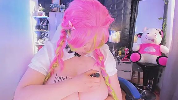 helen_bunnnyx