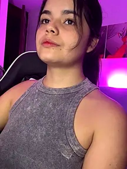 pretty_angela1