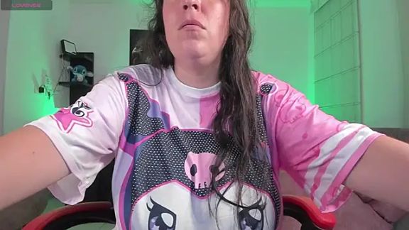 valery_adams1