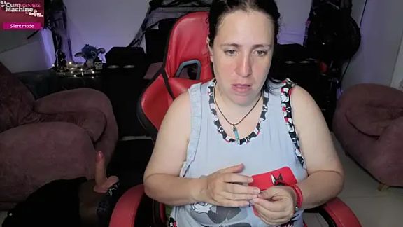 valery_adams1