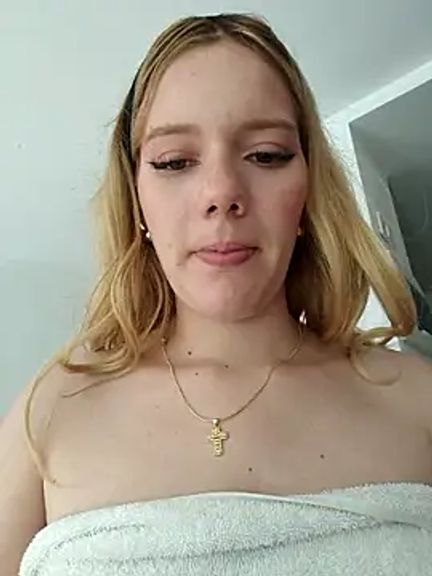 NicoleCut