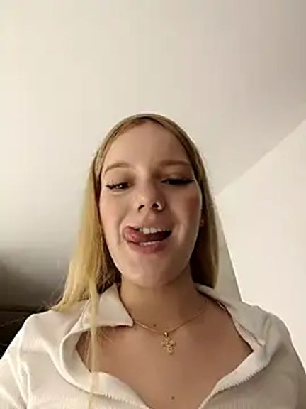 NicoleCut