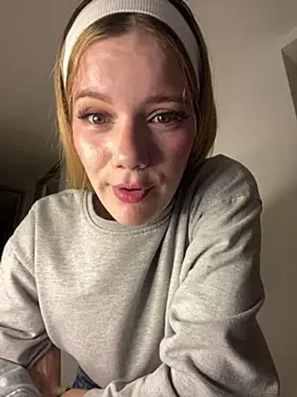 NicoleCut