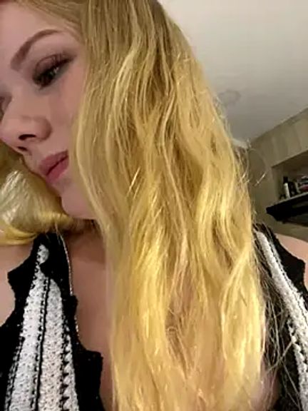 NicoleCut