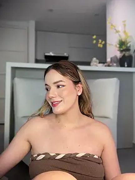 NicoleCut
