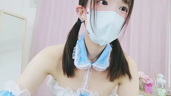 Nana_77_