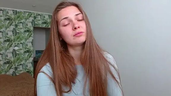 Olivia_shine