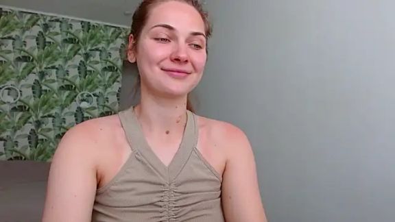 Olivia_shine