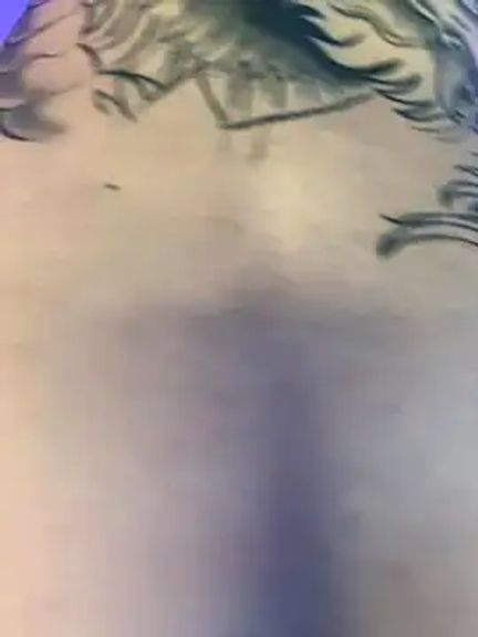 Mae_Henao9