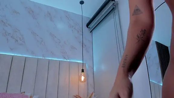 Annyy_Rosse