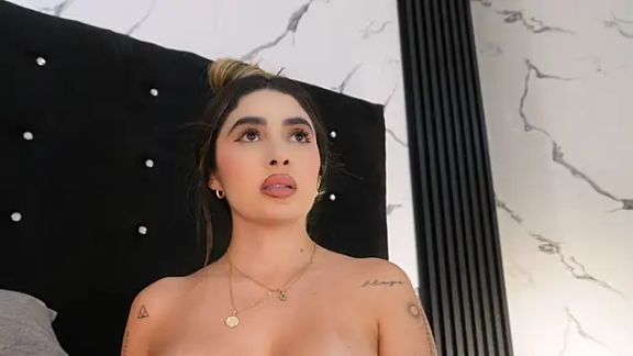 Annyy_Rosse