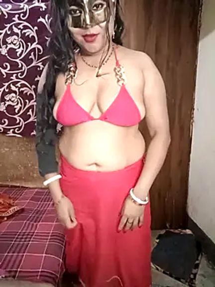 Hot_muskaan