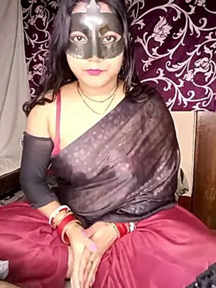 Hot_muskaan