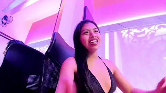 Chloe_Martini