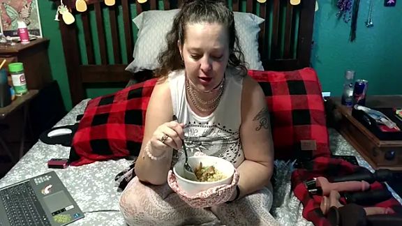 Shelly_hotwife