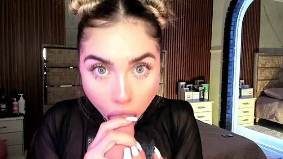 EmiilyHendriixx