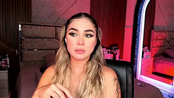 EmiilyHendriixx