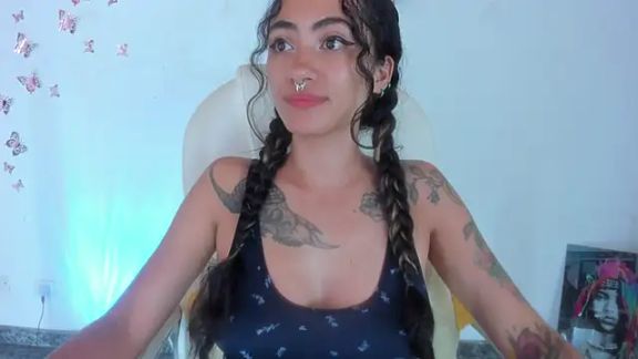 paula_brunette